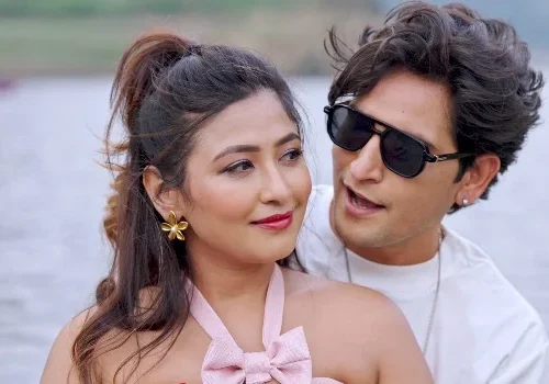 तारा अधिकारीको नयाँ गीत ‘नभनेका कति कुरा’ सार्वजनिक