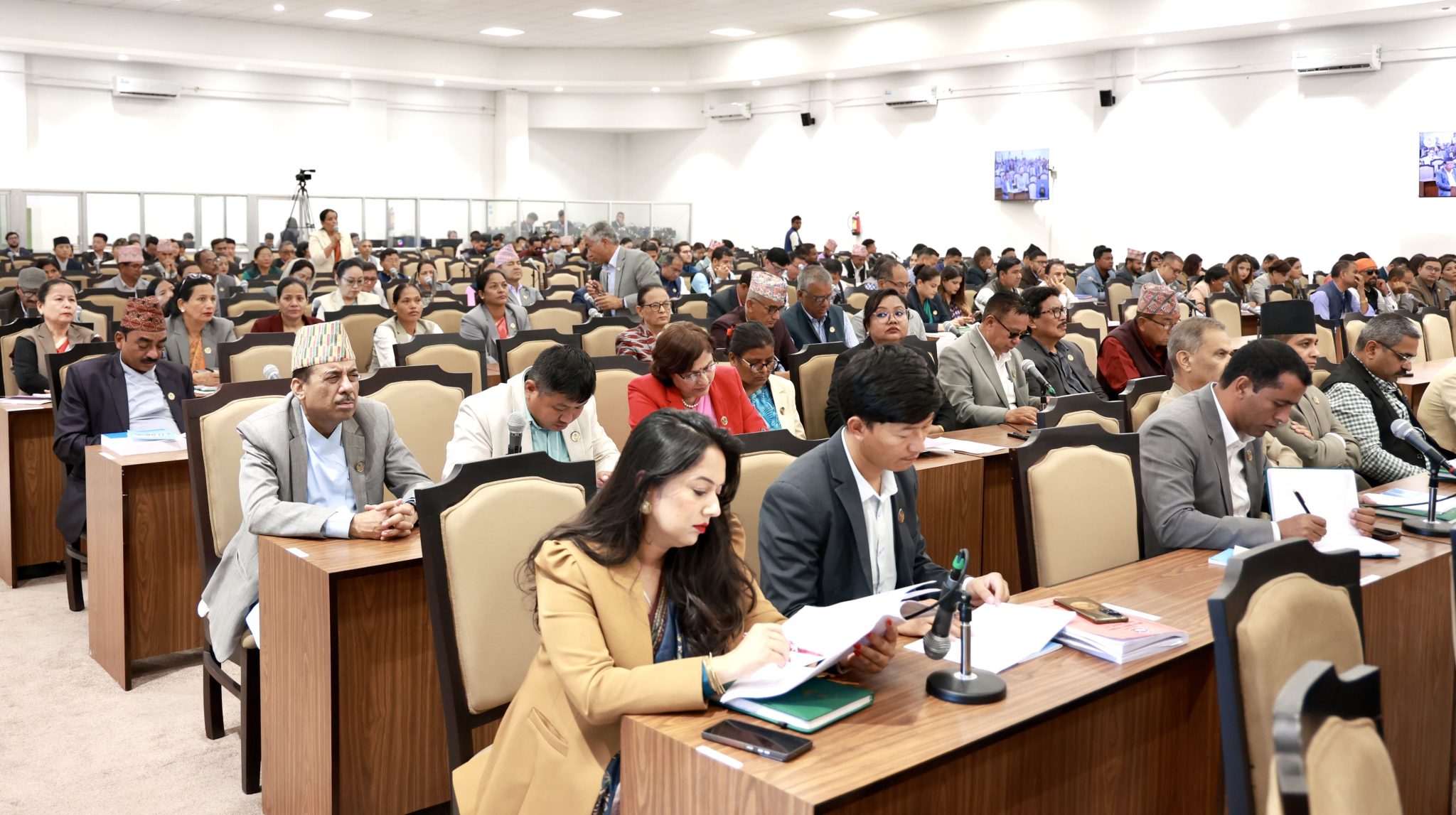विनियोजन विधेयकमाथि छलफल तीव्र, सांसदद्वारा विभिन्न मन्त्रालयको बजेट कटौती प्रस्ताव