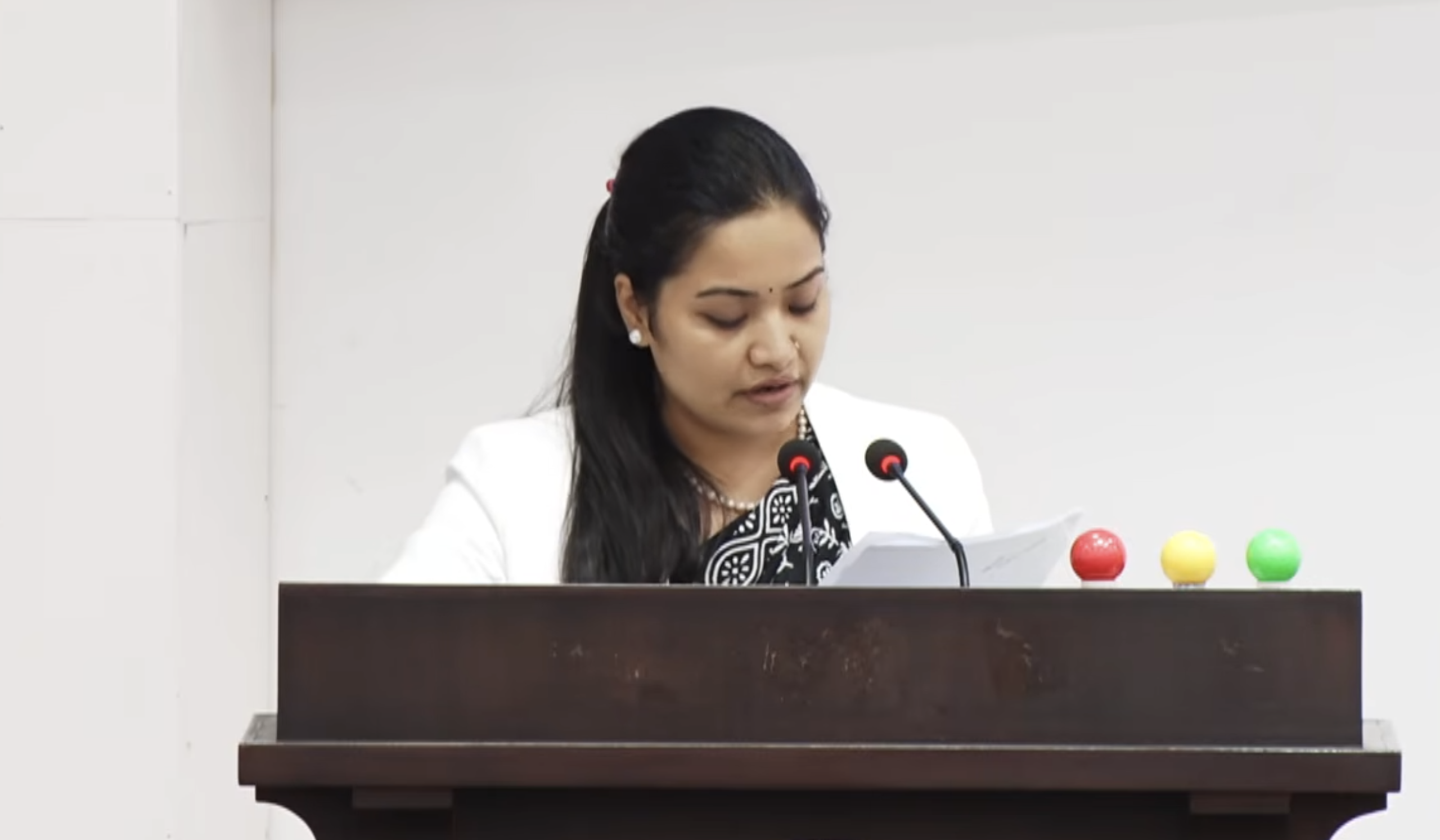 ३० वर्षको समस्या समाधानतर्फ सरकार, लालपुर्जा वितरण अभियान असारमै