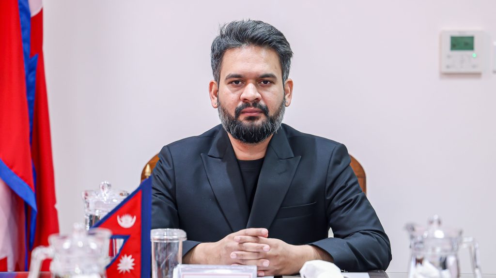 अर्थतन्त्र र लगानीको वातावरणबारे प्रधानमन्त्री शाहले आज निजी क्षेत्रसँग उच्चस्तरीय संवाद गर्दै