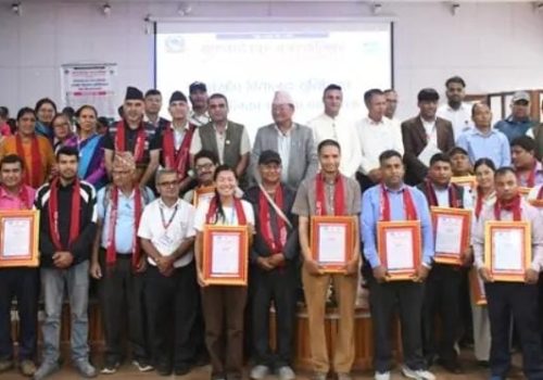 पूर्णखोप सुनिश्चित विद्यालय घोषणा गर्ने देशकै पहिलो पालिका बन्यो मण्डनदेउपुरपालिका