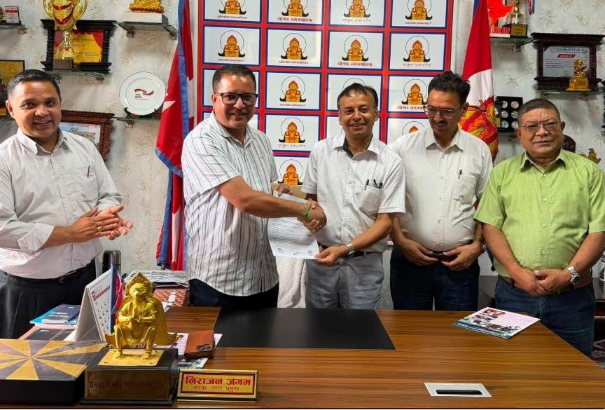 धुलिखेल नगरवासीलाई निःशुल्क मोतियाबिन्दु, रेटिना शल्यक्रिया र एभास्टिन सेवा