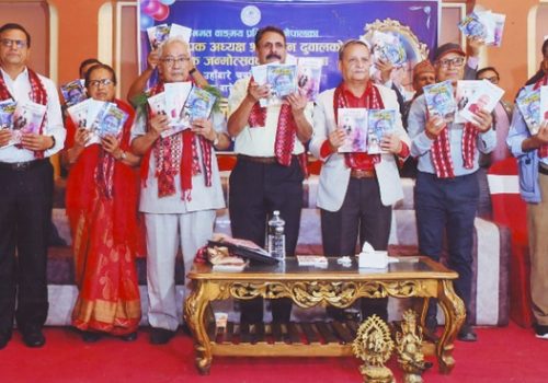 देवत्वतिरको यात्रास् मोहन दुवालको भीमरथारोहण