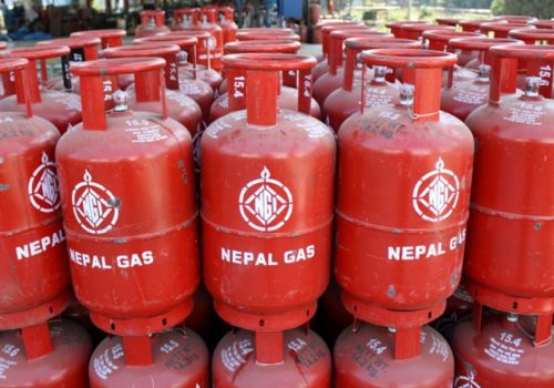 पुराना ग्यास सिलिन्डरको नियमित जाँच गर्न समितिको निर्देशन