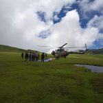 बडीमालिकामा फोर–जी सेवा विस्तारका लागि हेलिकप्टरबाट सञ्चार उपकरण ढुवानी