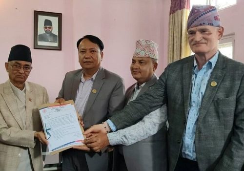 बागमतीको मुख्यमन्त्रीमा किरण थापामगरको दाबी, ६३ सांसदको समर्थन