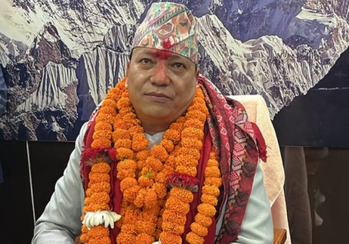 मुख्यमन्त्री थापामगरको नियुक्तिविरुद्धको रिटमा अन्तरिम आदेश अस्वीकार