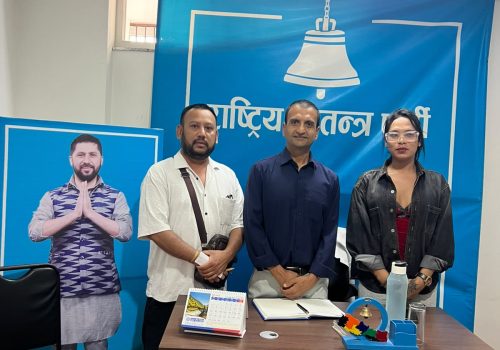चुनावमा जिएसएम समुदायलाई उम्मेदवार बनाउन माग, राजनीतिक दलका कार्यालय धाउँदै अभियन्ता