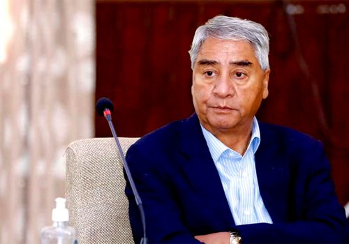 हङकङबाट बैंकक पुगे देउवा, साउन २८ मा नेपाल फर्किने