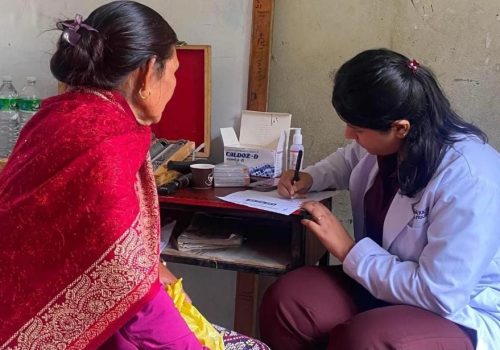 बेथानचोकमा निःशुल्क स्वास्थ्य शिविर, २ सय स्थानीय लाभान्वित