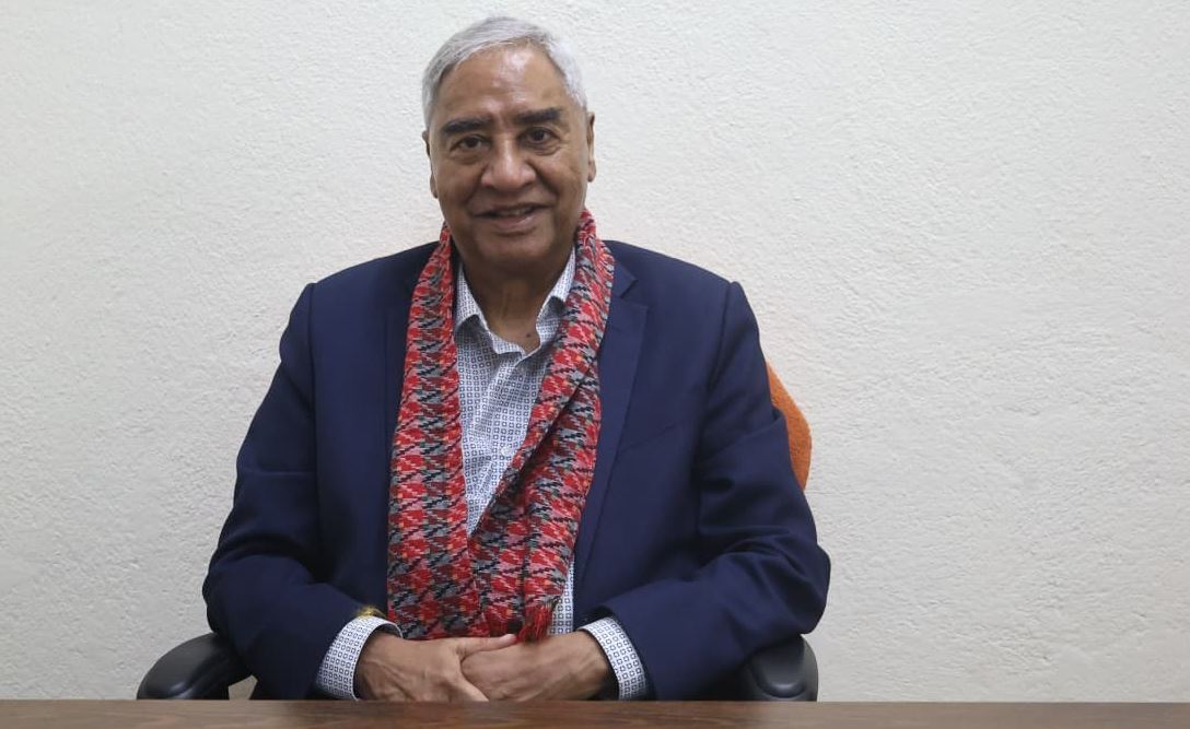 शेरबहादुर देउवा दोस्रोपटक चुनदेवीस्थित संस्थापनइतर समूहको कार्यालयमा