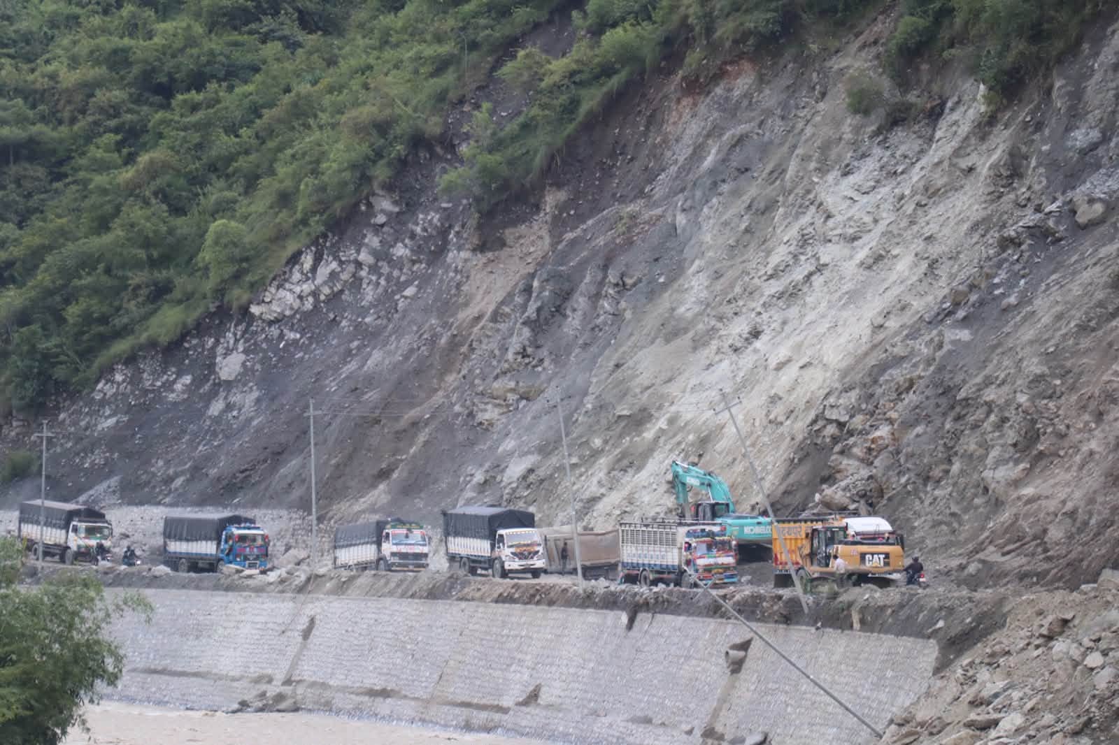 बीपी राजमार्गको चौकीडाँडा खण्ड पुनः सञ्चालन, महाभारतसम्मको यात्रा सहज