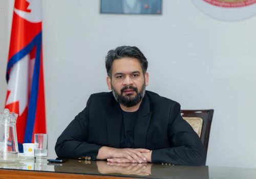 भोटेकोशी बाढीपीडितको पुनःस्थापनामा स्रोतको कमी हुन नदिने प्रधानमन्त्री शाहको प्रतिबद्धता
