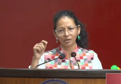 मजदुर बस्तीदेखि संसद्को रोस्टमसम्मको यात्रा : रेणु चन्द
