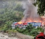 ताप्लेजुङको दोभान बजारमा भीषण आगलागी, करिब १० घर जले