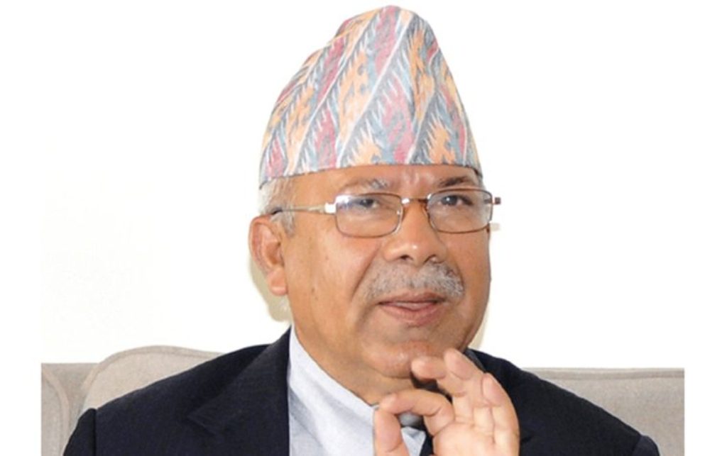 विदेशी चलखेलका कारण देश सङ्कटमा छ : माधव नेपाल