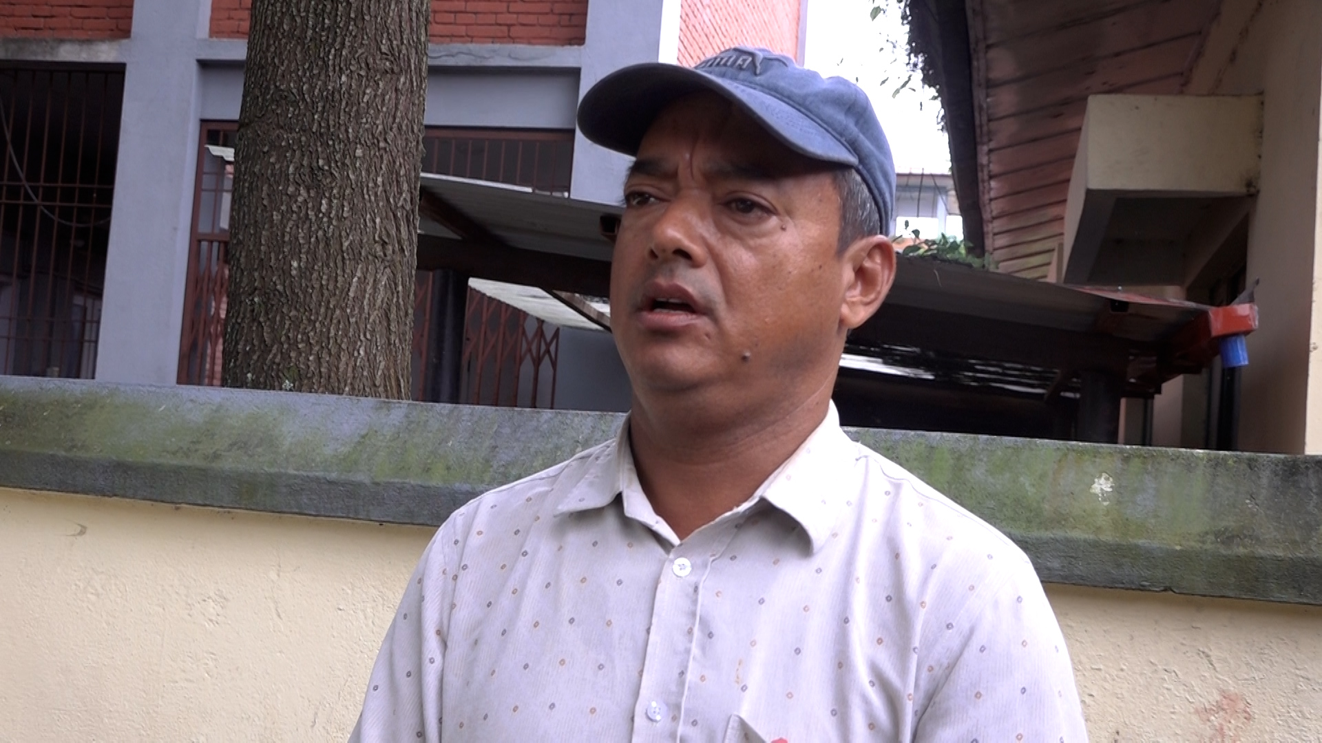 सांसद आशिका तामाङले बैंकको सेफ चोरीको आरोप लगाएपछि वडाध्यक्ष राजु अधिकारीको खण्डन, दिए साइबर ब्युरोमा उजुरी