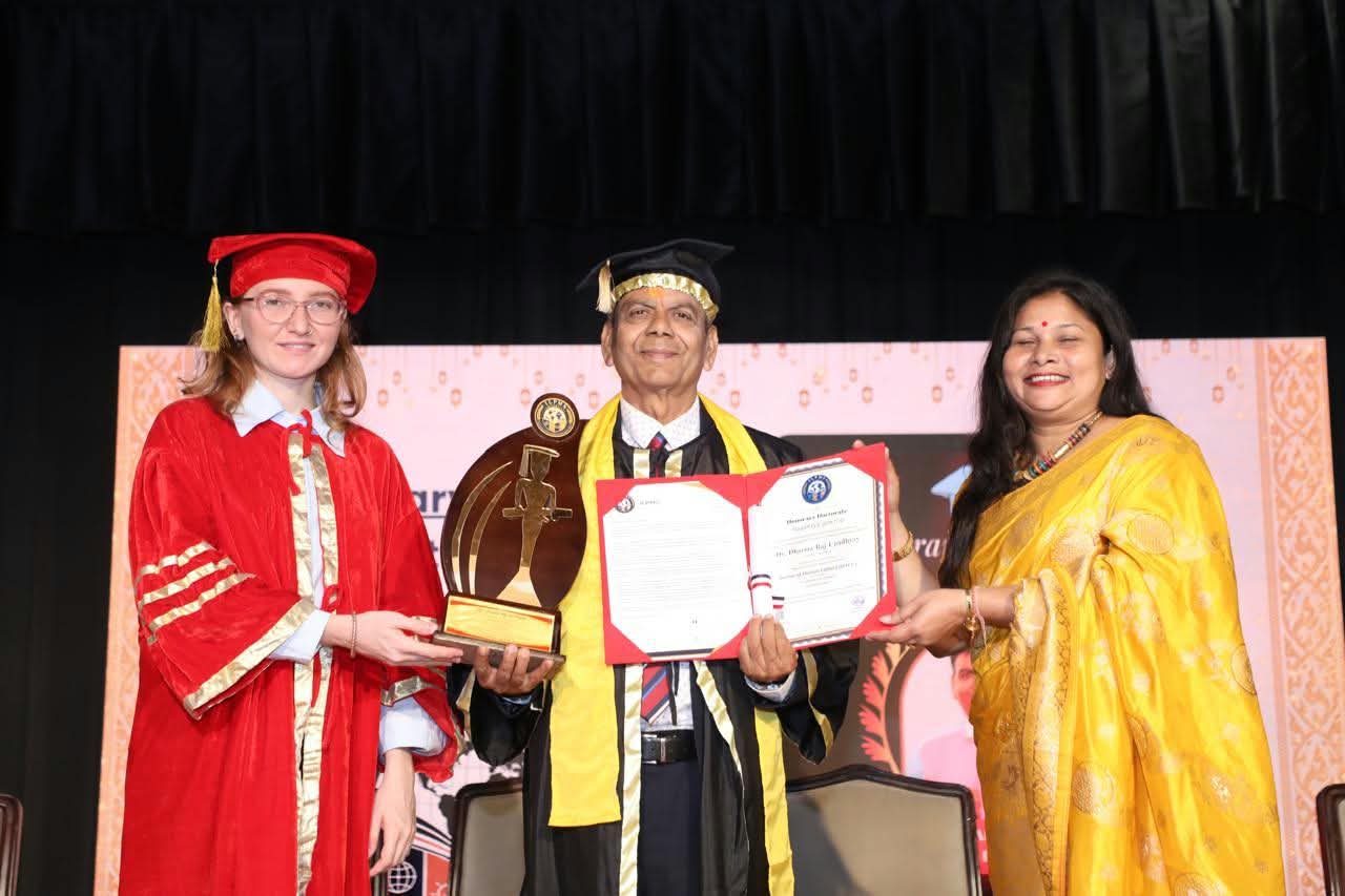 विश्व कीर्तिमानी गीतकार तथा उपन्यासकार डा. डीआर उपाध्यायलाई दशौं मानार्थ विद्यावारिधि