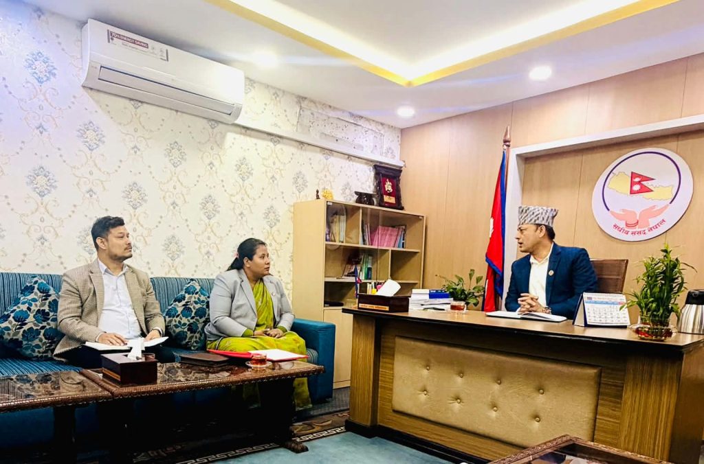 कोप–३१ मा नेपालको सहभागिता प्रभावकारी बनाउने विषयमा मन्त्री चौधरी र सभामुख अर्यालबीच छलफल